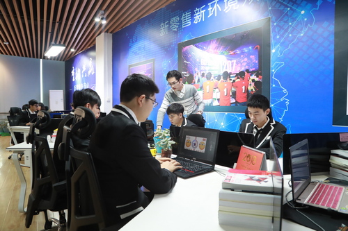 1519809403849579.jpg 1519809403849579.jpg