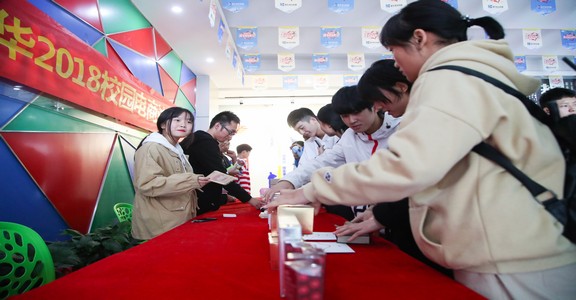 1541923079971279.jpg AQ6I7972.jpg