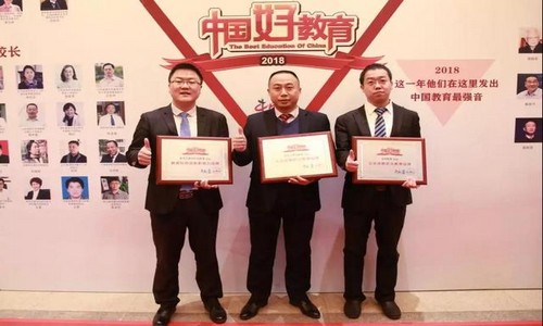 1544670328616734.jpg a1d8d415c46743bea4b2de24500e2f86.jpg