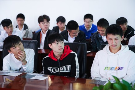 1557717523721348.jpg AQ6I1080.jpg