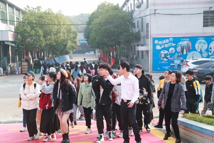 1573114121284137.jpg AQ6I3804.jpg