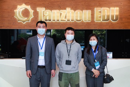 1586504895652072.jpg AQ6I9901.jpg