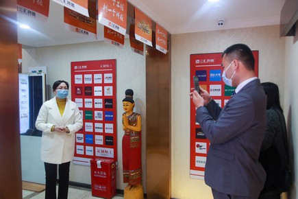 1587696895355208.jpg AQ6I9716.jpg