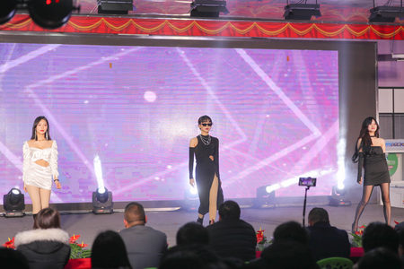 1640940552352659.jpg AQ6I3039.jpg