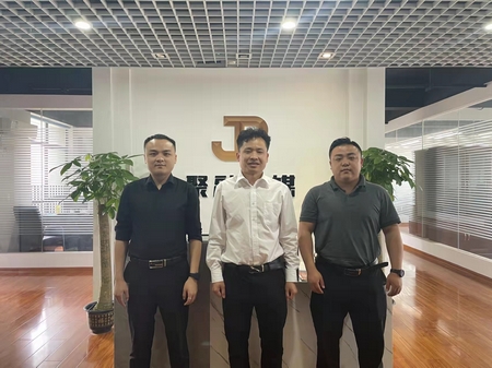 1650271180447075.jpg 53aefdaec114f583b932d7085c542fc.jpg