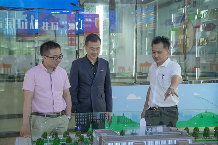 1651193600428126.jpg 9ff5bf9f56ccbb3de423970b079d119.jpg