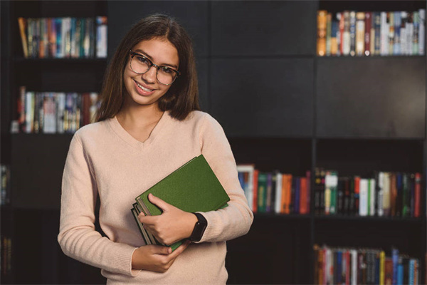 LɳǰʮW(xu)УČW(xu)У