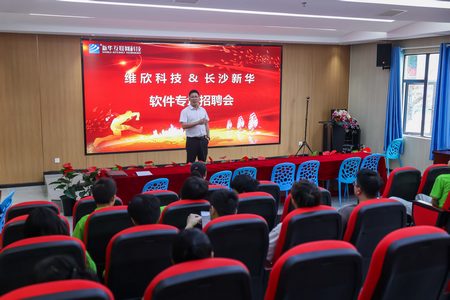 1684468778325418.jpg ES7A1633.jpg