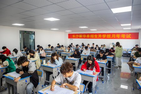 1697773170837612.jpg ES7A1578.jpg