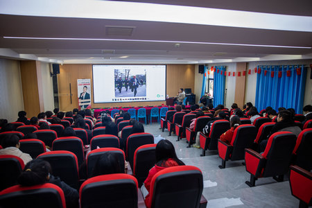 1702968385463709.jpg ES7A3437.jpg