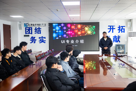 1703206685824505.jpg ES7A4135.jpg