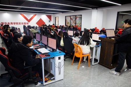 1704159706273129.jpg ES7A4285.jpg