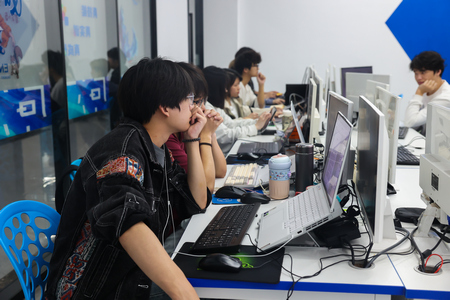 1713323852604591.jpg 33faf6f384001021ea09b5588b7213c.jpg