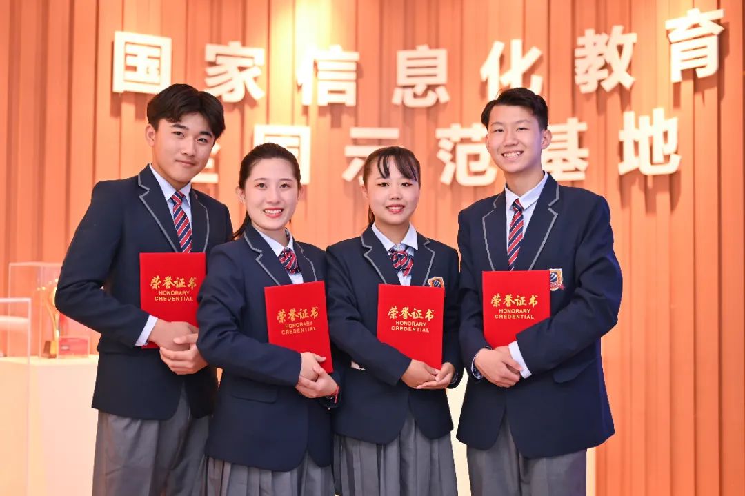 1715562367658959.jpg 1715562367658959.jpg