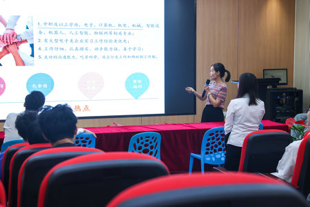 1715930251882587.jpg ES7A8757.jpg