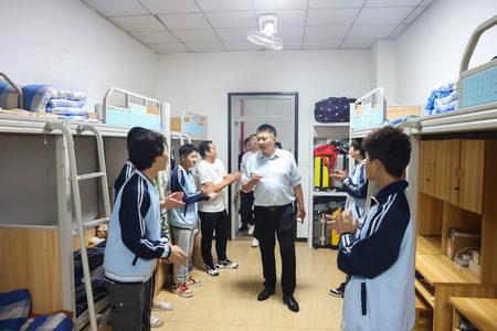 1731654475811412.jpg ES7A2913.jpg