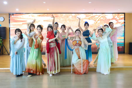 1732694722635680.jpg ES7A3889.jpg