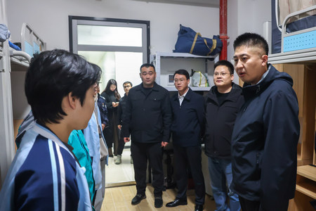 1733190423367463.jpg ES7A4872.jpg