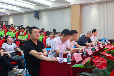 1754639711640924.jpg ES7A9555.jpg